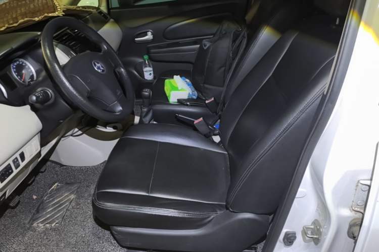 Used Venucia R50 2016 1.6L Manual Elite Edition Left Front Seat