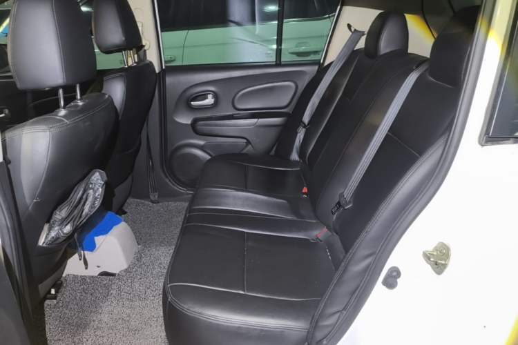 Used Venucia R50 2016 1.6L Manual Elite Edition Left Rear Seat