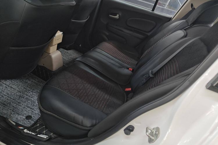 Used Venucia R50 2016 1.6L Manual Elite Edition Left Rear Seat