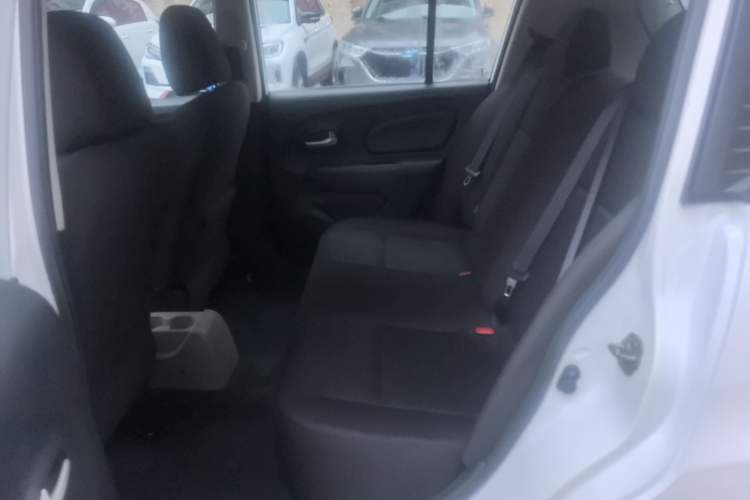 Used Venucia R50 2016 1.6L Automatic Elite Edition Left Rear Seat
