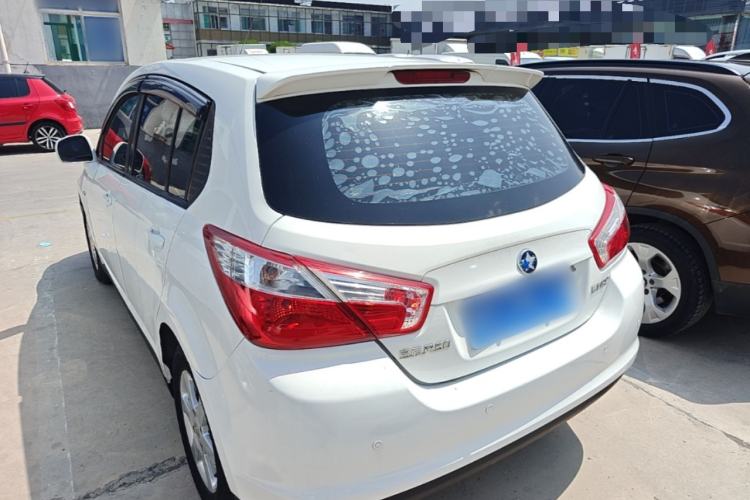 Used Venucia R50 2016 1.6L Manual Elite Edition Rear Left 45 Deg