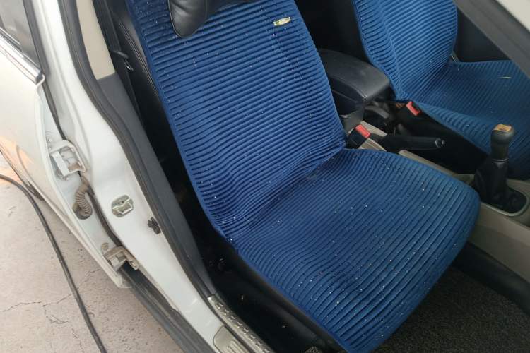Used Venucia R50 2016 1.6L Manual Elite Edition Right Front Seat