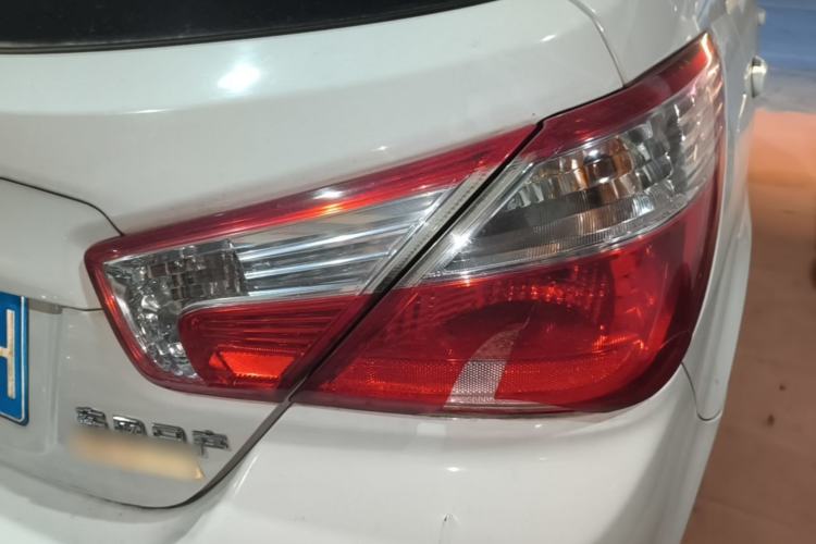 Used Venucia R50 2016 1.6L Manual Elite Edition Right Rear Taillight