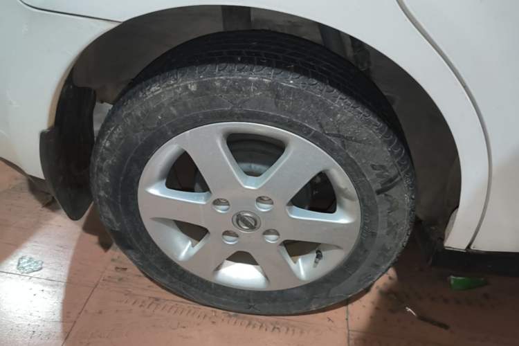 Used Venucia R50 2016 1.6L Manual Elite Edition Right Rear Wheel Hub