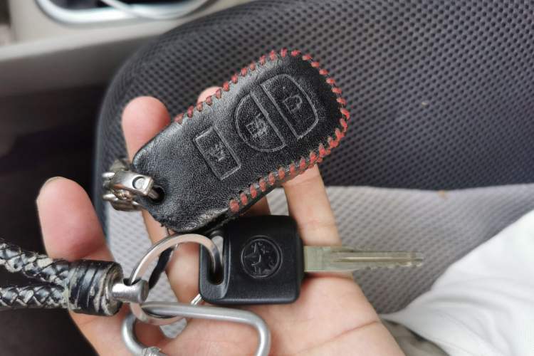 Used Venucia R50 2016 1.6L Manual Elite Edition Vehicle Key