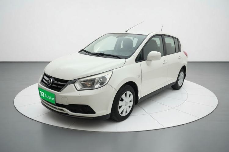 Used Venucia R50 2016 1.6L Automatic Elite Edition Guazi used car, China used car export, Used car for sale, Used  cars, Cheapest cars for sale