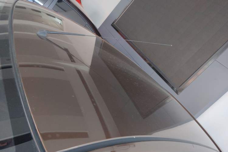 Used Venucia R50 2016 1.6L Automatic Elite Edition Roof