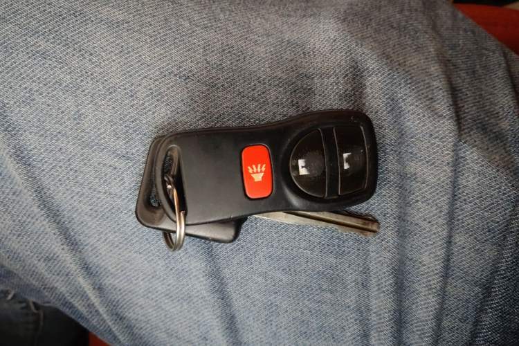 Used Venucia R50 2016 1.6L Automatic Elite Edition Vehicle Key