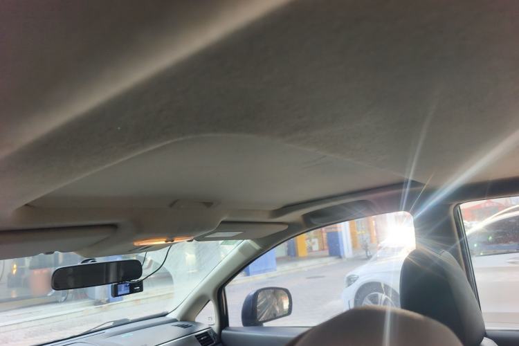 Used Venucia R50X 2013 1.6L Automatic Model Headliner