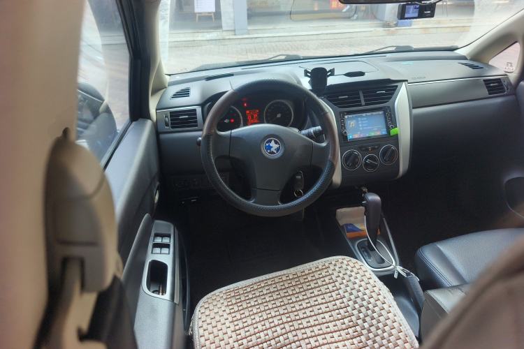Used Venucia R50X 2013 1.6L Automatic Model Steering Wheel