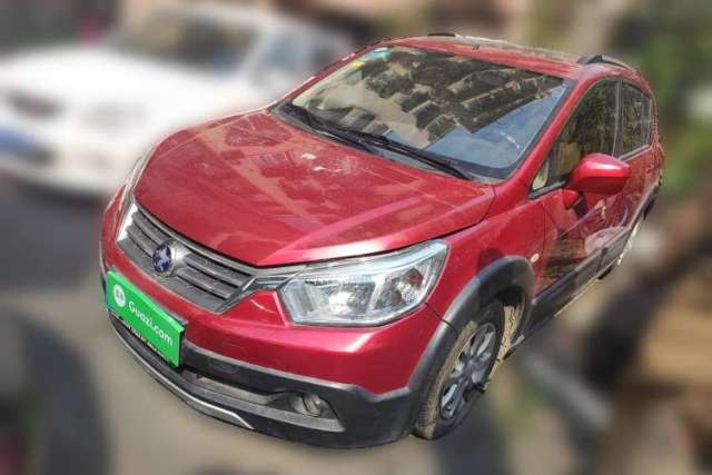 Used Venucia R50X 2013 1.6L Automatic Model
