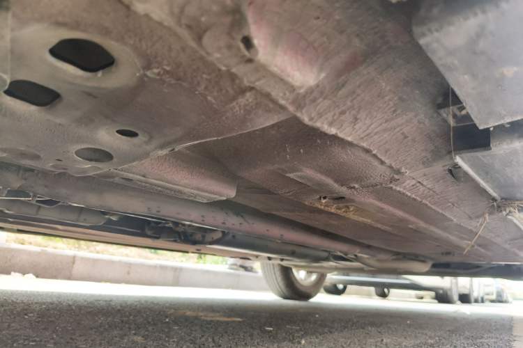 Used Venucia R50X 2013 1.6L Manual Model Chassis Front Left