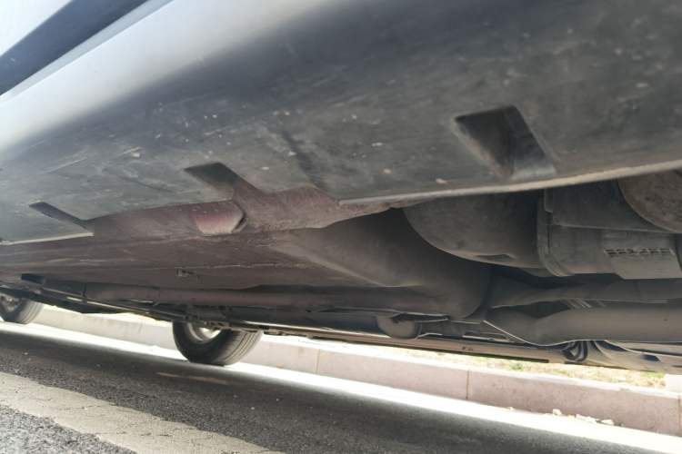 Used Venucia R50X 2013 1.6L Manual Model Chassis Rear Left