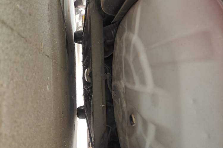 Used Venucia R50X 2013 1.6L Automatic Model Chassis Rear