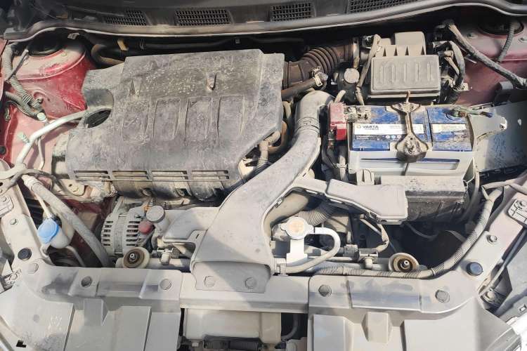 Used Venucia R50X 2013 1.6L Automatic Model Engine Bay