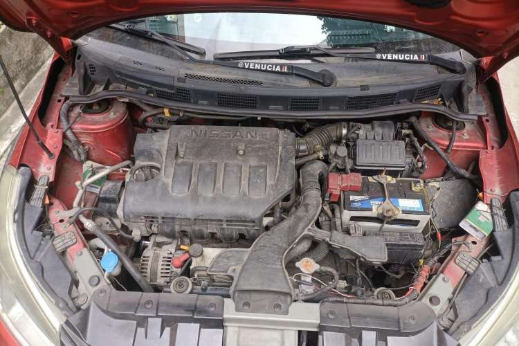 Used Venucia R50X 2013 1.6L Automatic Model Engine Bay