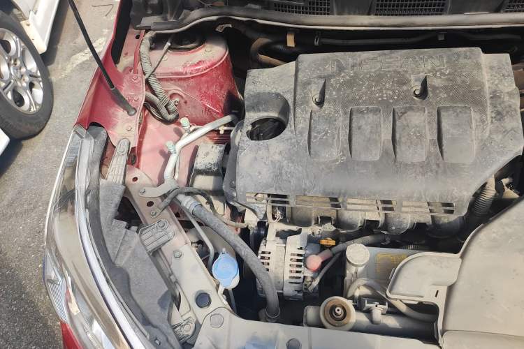 Used Venucia R50X 2013 1.6L Automatic Model Engine Bay Right