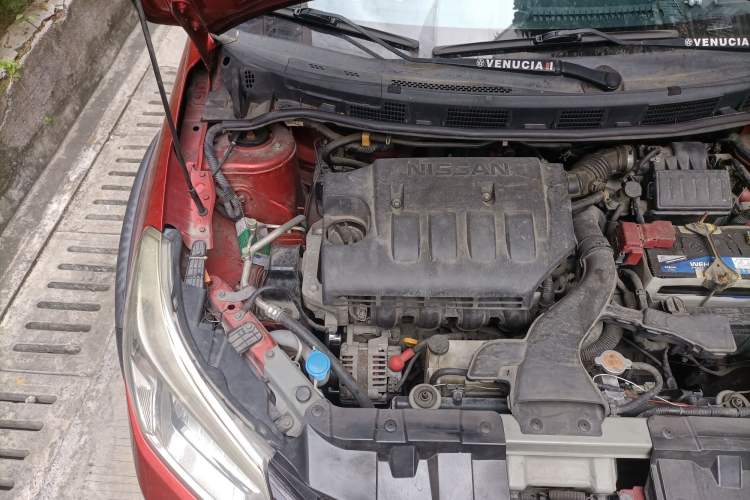 Used Venucia R50X 2013 1.6L Automatic Model Engine Bay Right
