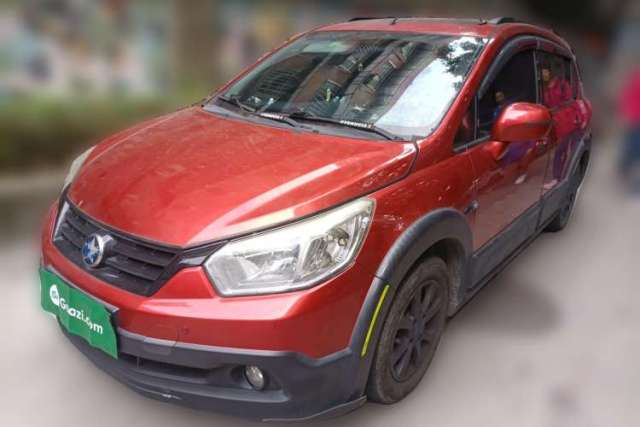 Used Venucia R50X 2013 1.6L Automatic Model