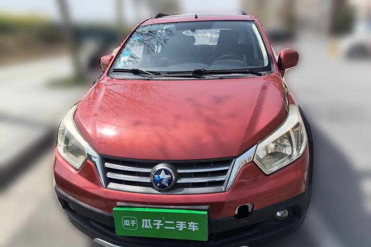 Used Venucia R50X 2013 1.6L Manual Model Front