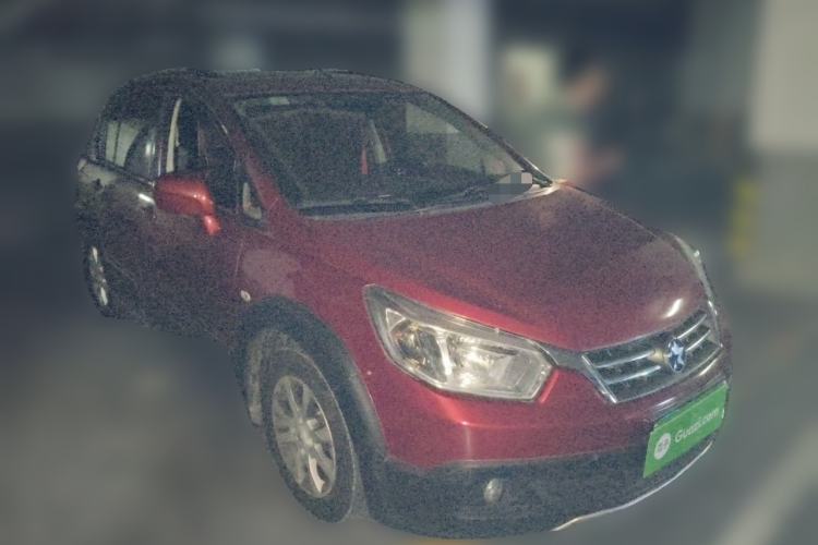 Used Venucia R50X 2013 1.6L Automatic Model Front Right 45 Deg
