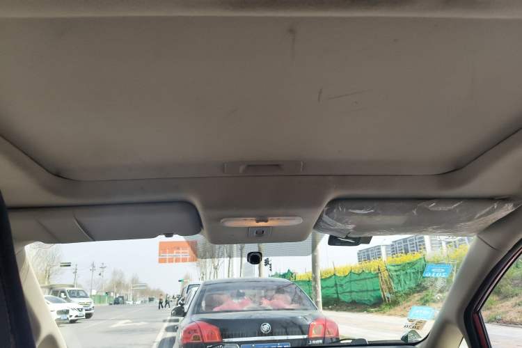 Used Venucia R50X 2013 1.6L Manual Model Headliner