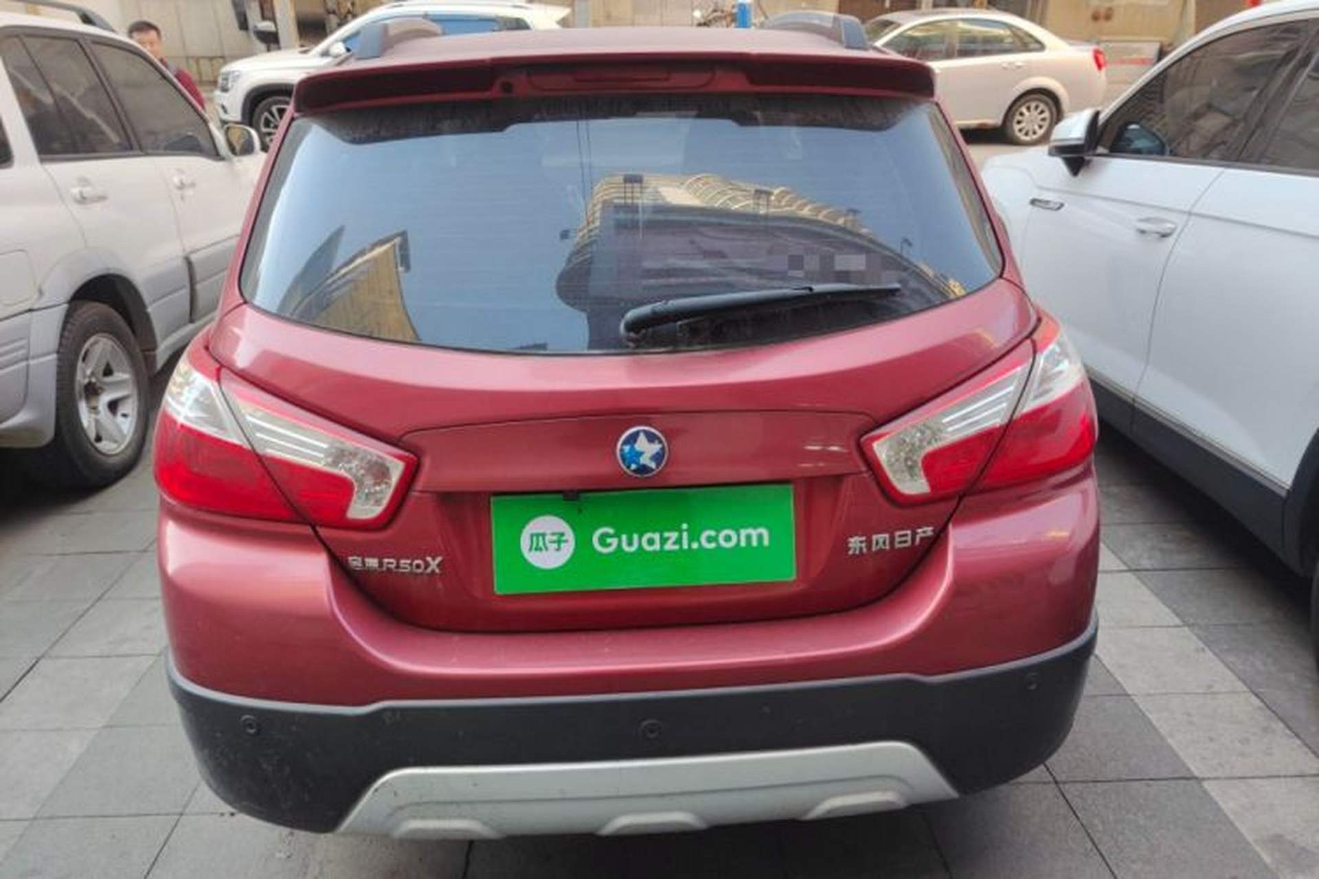 Used Venucia R50X 2013 1.6L Automatic Model Rear