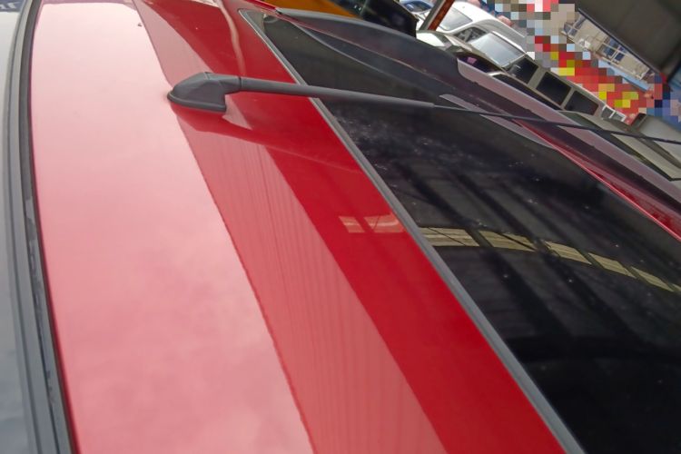 Used Venucia R50X 2013 1.6L Automatic Model Roof