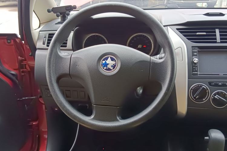 Used Venucia R50X 2013 1.6L Automatic Model Steering Wheel