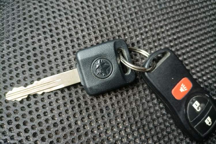 Used Venucia R50X 2013 1.6L Automatic Model Vehicle Key