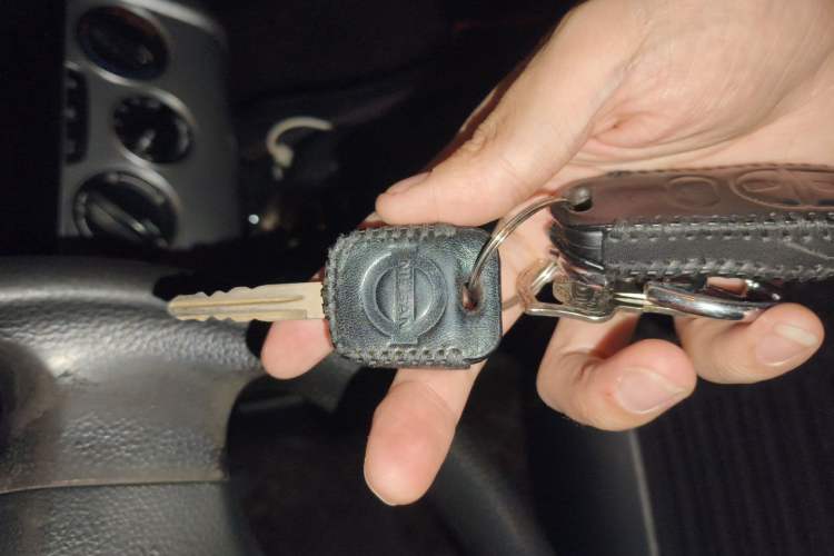 Used Venucia R50X 2013 1.6L Automatic Model Vehicle Key