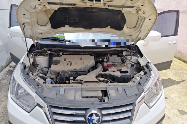 Used Venucia R50X 2013 1.6L Manual Model Engine Bay
