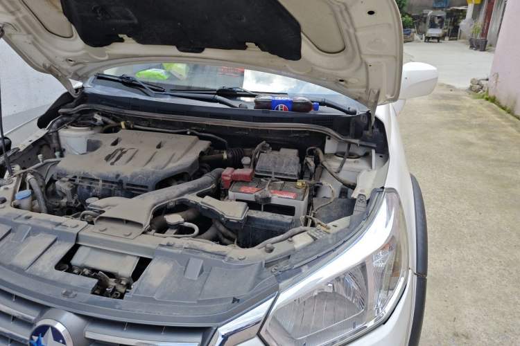 Used Venucia R50X 2013 1.6L Manual Model Engine Bay Left