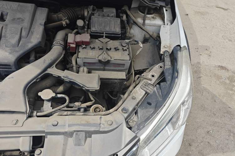 Used Venucia R50X 2013 1.6L Automatic Model Engine Bay Left