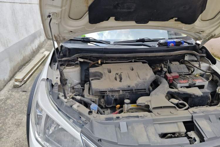 Used Venucia R50X 2013 1.6L Manual Model Engine Bay Right