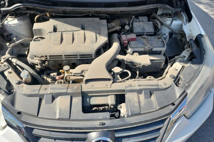 Used Venucia R50X 2013 1.6L Automatic Model Engine Bay