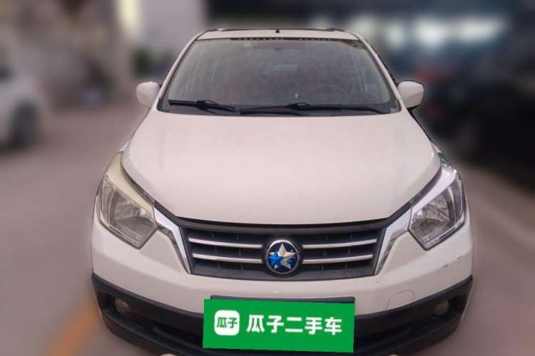Used Venucia R50X 2013 1.6L Automatic Model Exterior 1