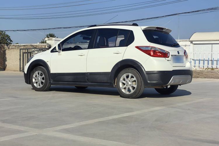 Used Venucia R50X 2013 1.6L Manual Model Exterior 2