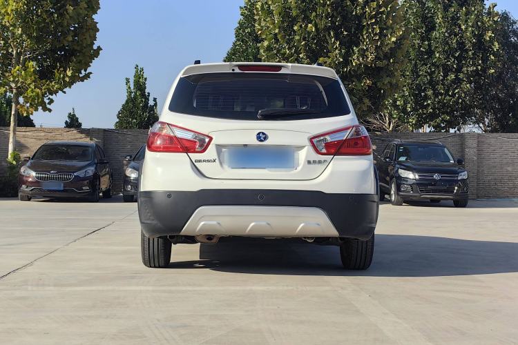 Used Venucia R50X 2013 1.6L Manual Model Exterior 3
