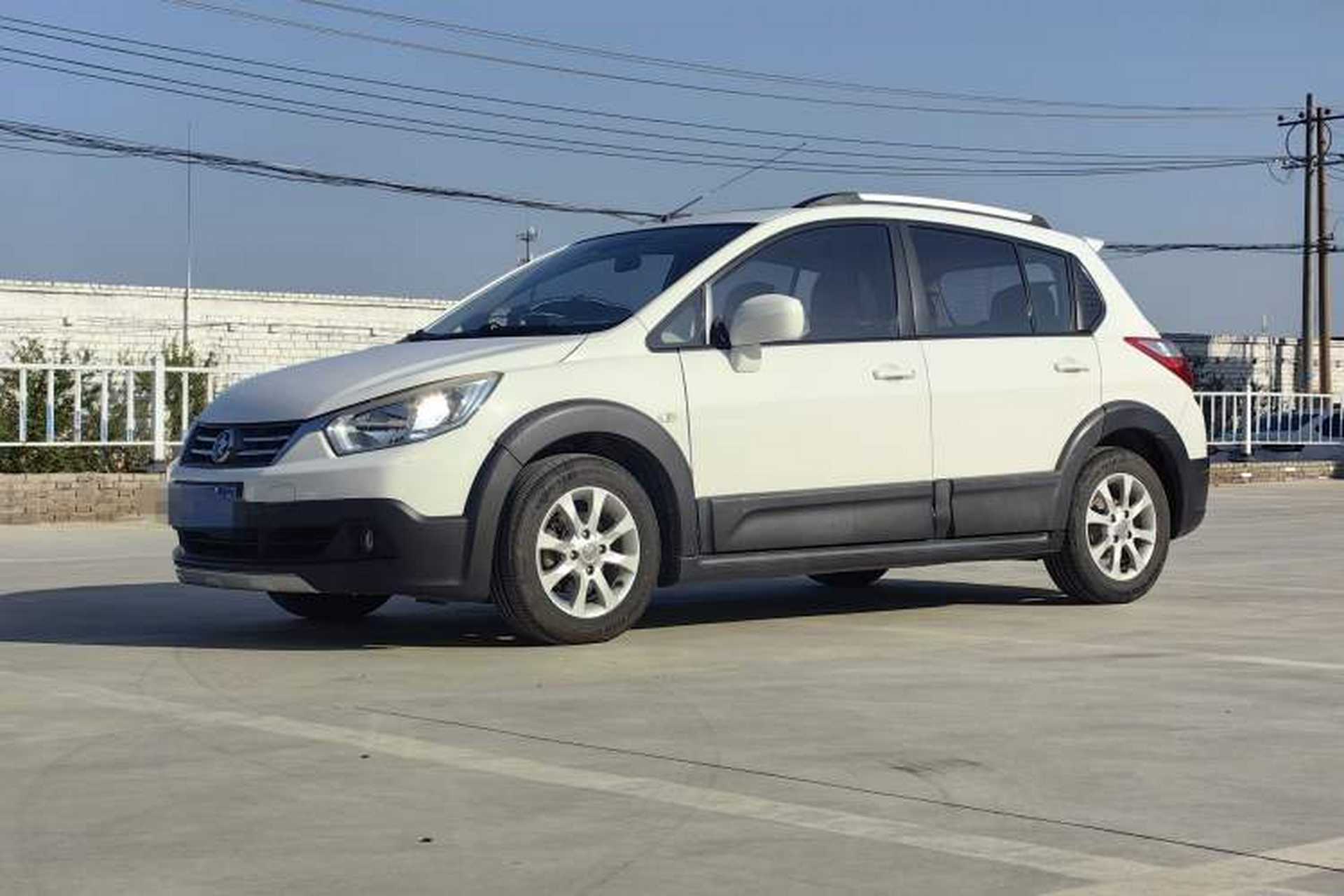 Used Venucia R50X 2013 1.6L Manual Model Front Left 45 Deg