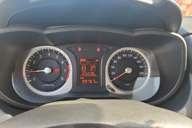 Used Venucia R50X 2013 1.6L Automatic Model Instrument Cluster