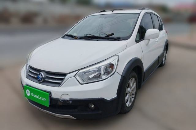 Used Venucia R50X 2013 1.6L Automatic Model