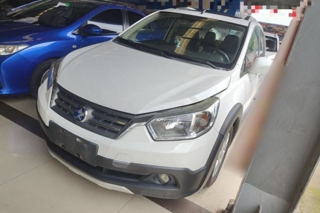 Used Venucia R50X 2013 1.6L Automatic Model