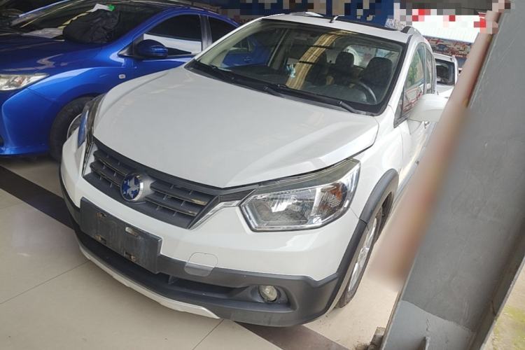Used Venucia R50X 2013 1.6L Automatic Model Guazi used car, China used car export, Used car for sale, Used Venucia cars, Cheapest cars for sale