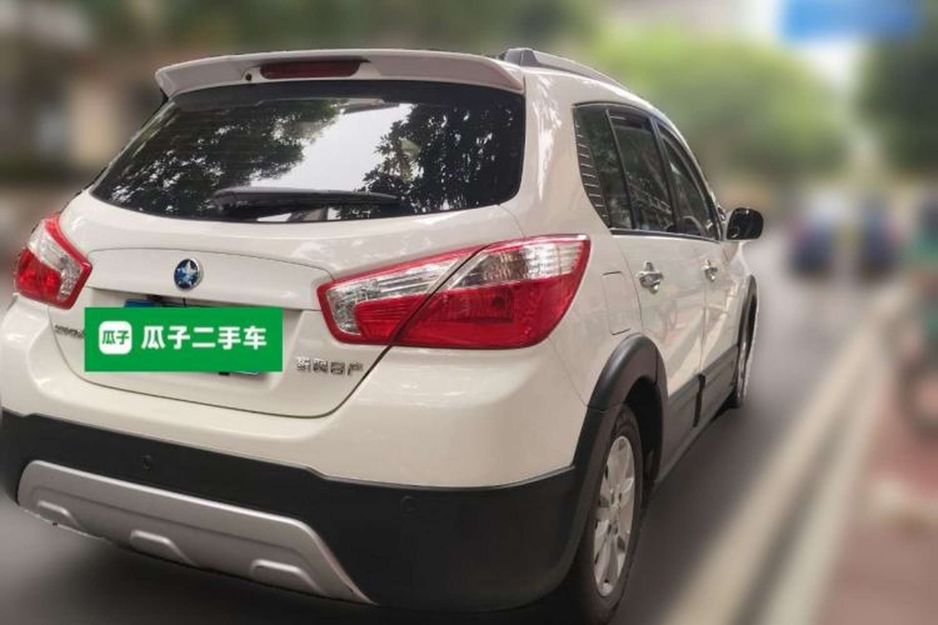 Used Venucia R50X 2013 1.6L Manual Model Rear Right 45 Deg