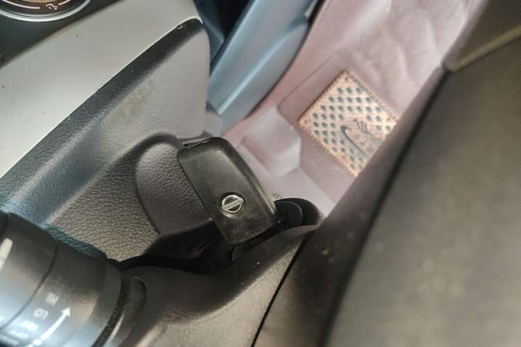 Used Venucia R50X 2013 1.6L Automatic Model Vehicle Key