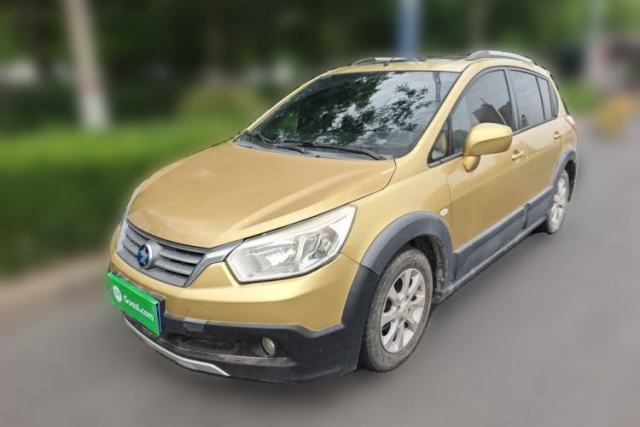 Used Venucia R50X 2013 1.6L Manual Model