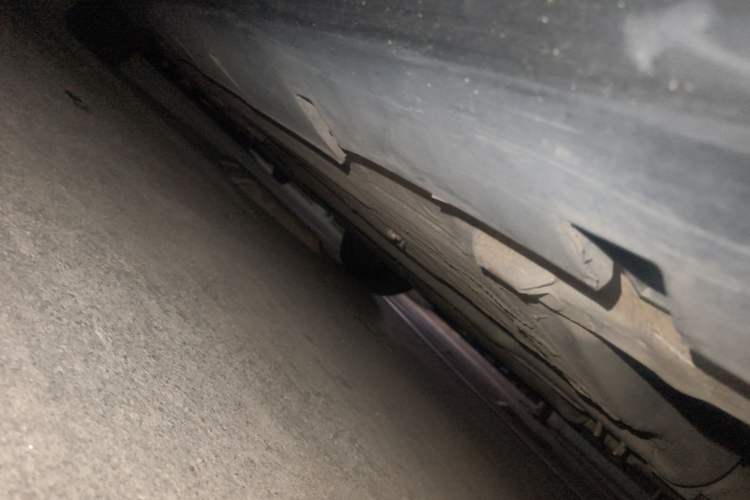 Used Venucia R50X 2013 1.6L Automatic Model Chassis Front Left
