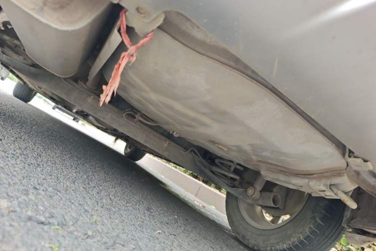 Used Venucia R50X 2013 1.6L Manual Model Chassis Rear