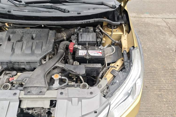 Used Venucia R50X 2013 1.6L Manual Model Engine Bay Left